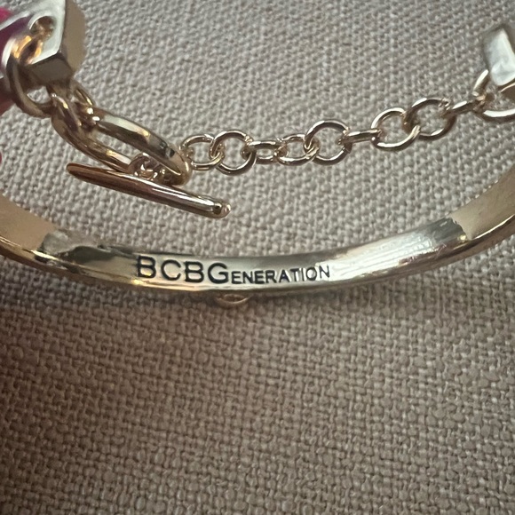 NWOT BCBGeneration toggle cuff bracelet - Picture 3 of 4